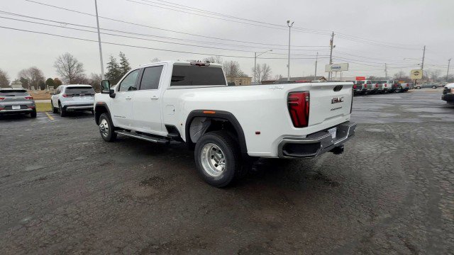 New 2026 GMC Sierra 3500 SLE image 6