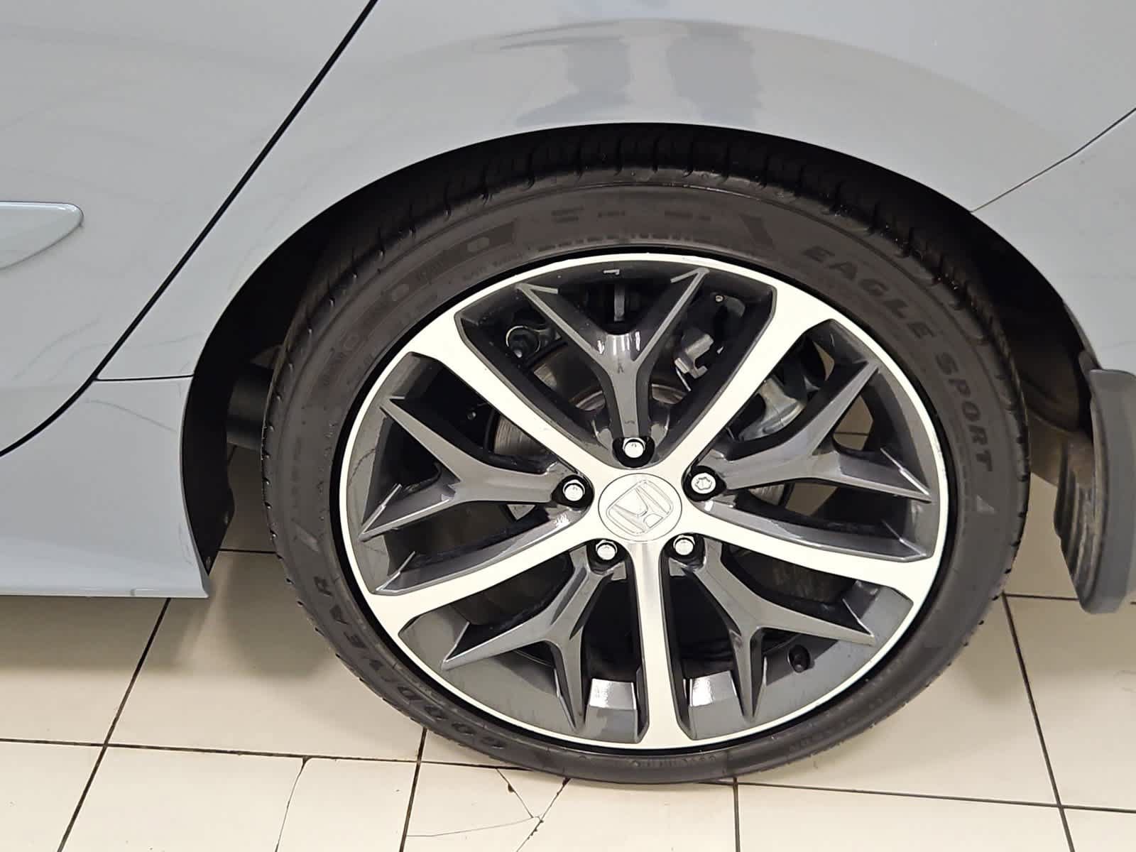 Certified 2024 Honda Civic Touring image 24