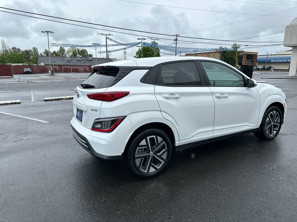 Certified 2023 Hyundai Kona Limited w/ Cargo Package image 6