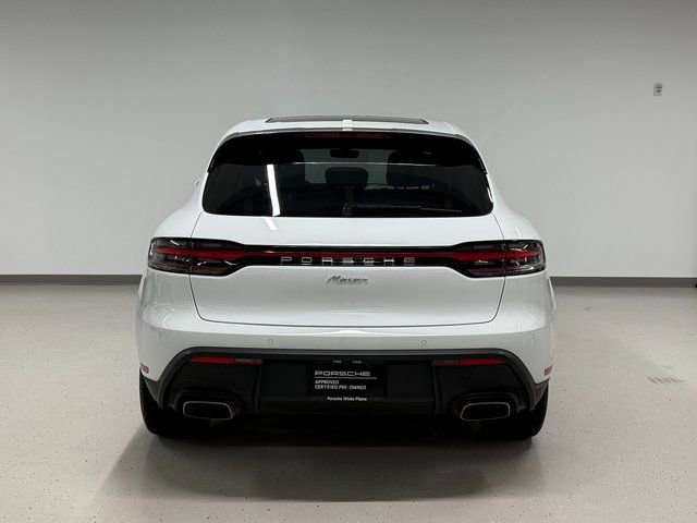 Certified 2025 Porsche Macan AWD/4WD image 6