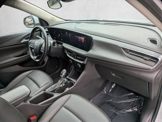 Used 2024 Buick Encore GX Sport Touring image 23