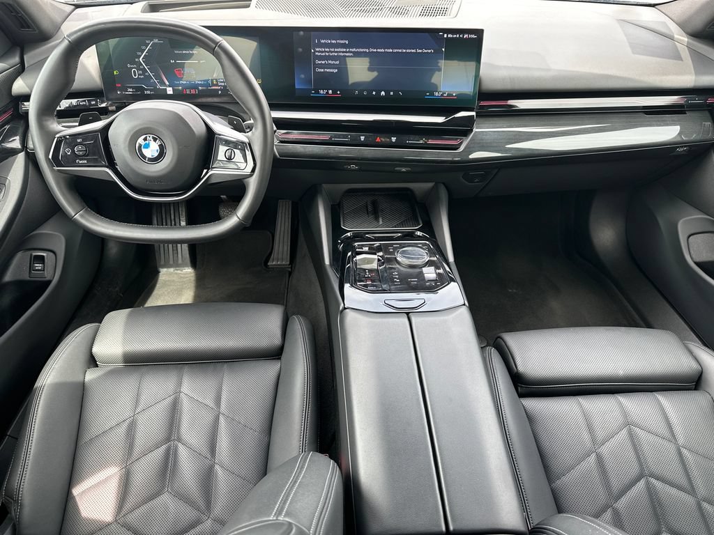 Used 2025 BMW 530i RWD image 24