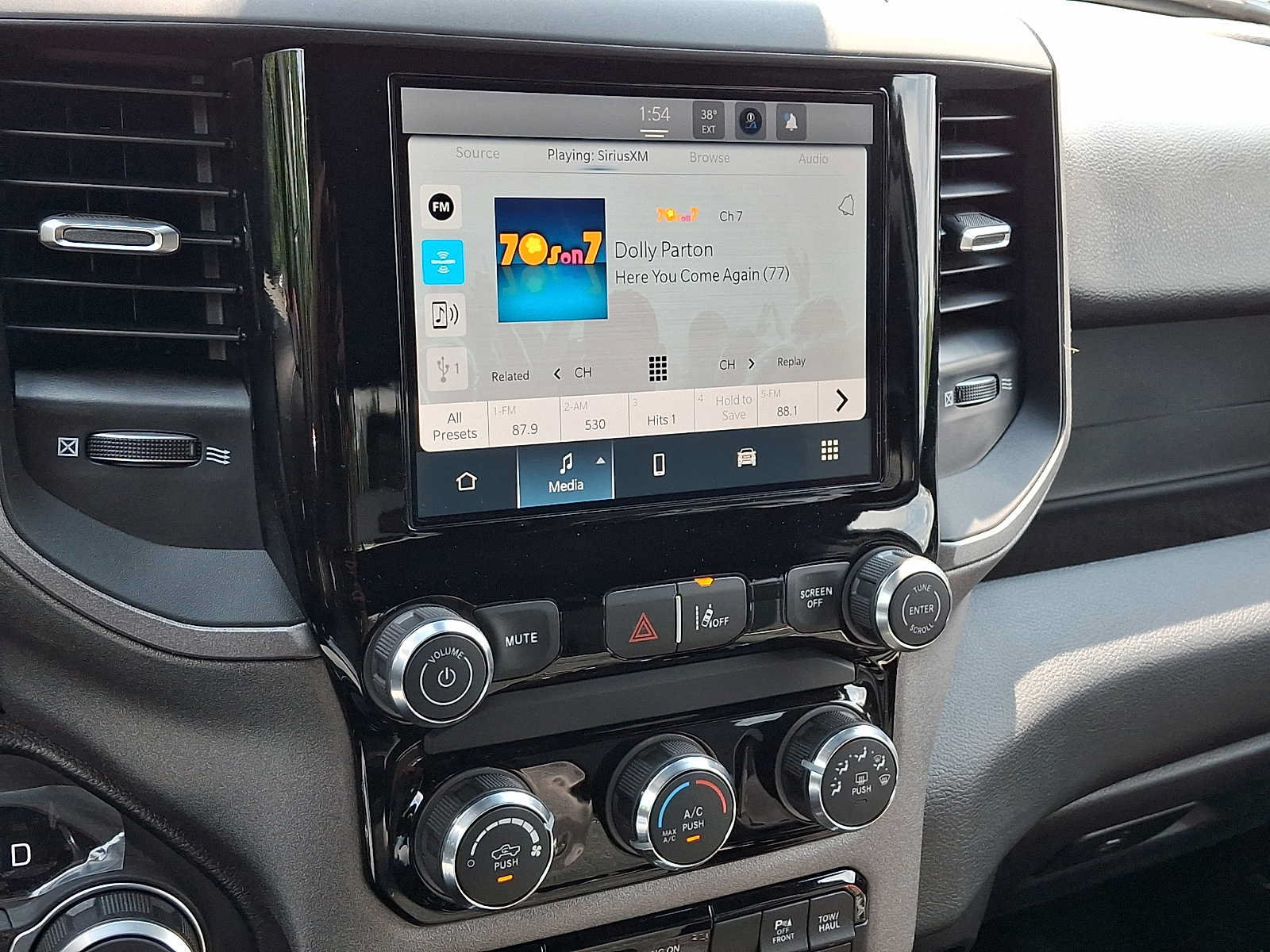 New 2026 RAM 1500 Warlock AWD/4WD image 11