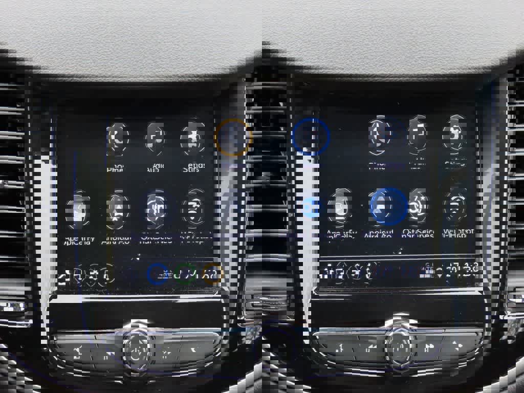 Used 2018 Chevrolet Trax LS image 19