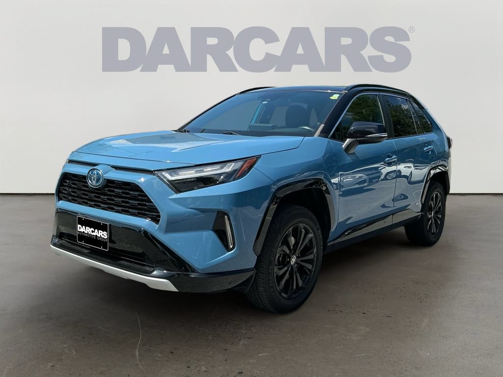 Used 2022 Toyota RAV4 XSE w/ XSE Grade Weather Package AWD/4WD image 3