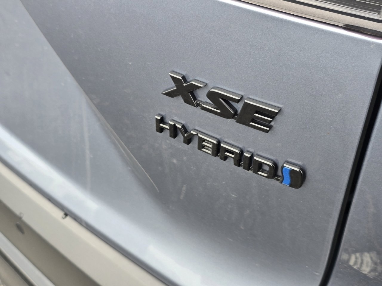 Used 2023 Toyota Corolla Cross XSE w/ Convenience Package image 9