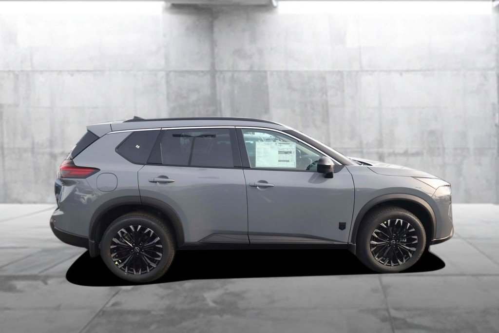 New 2026 Nissan Rogue SV image 5