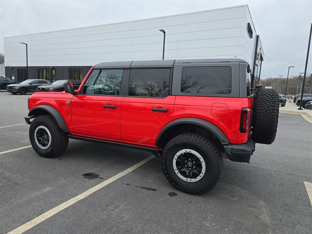 Used 2024 Ford Bronco Badlands w/ Sasquatch Package image 6