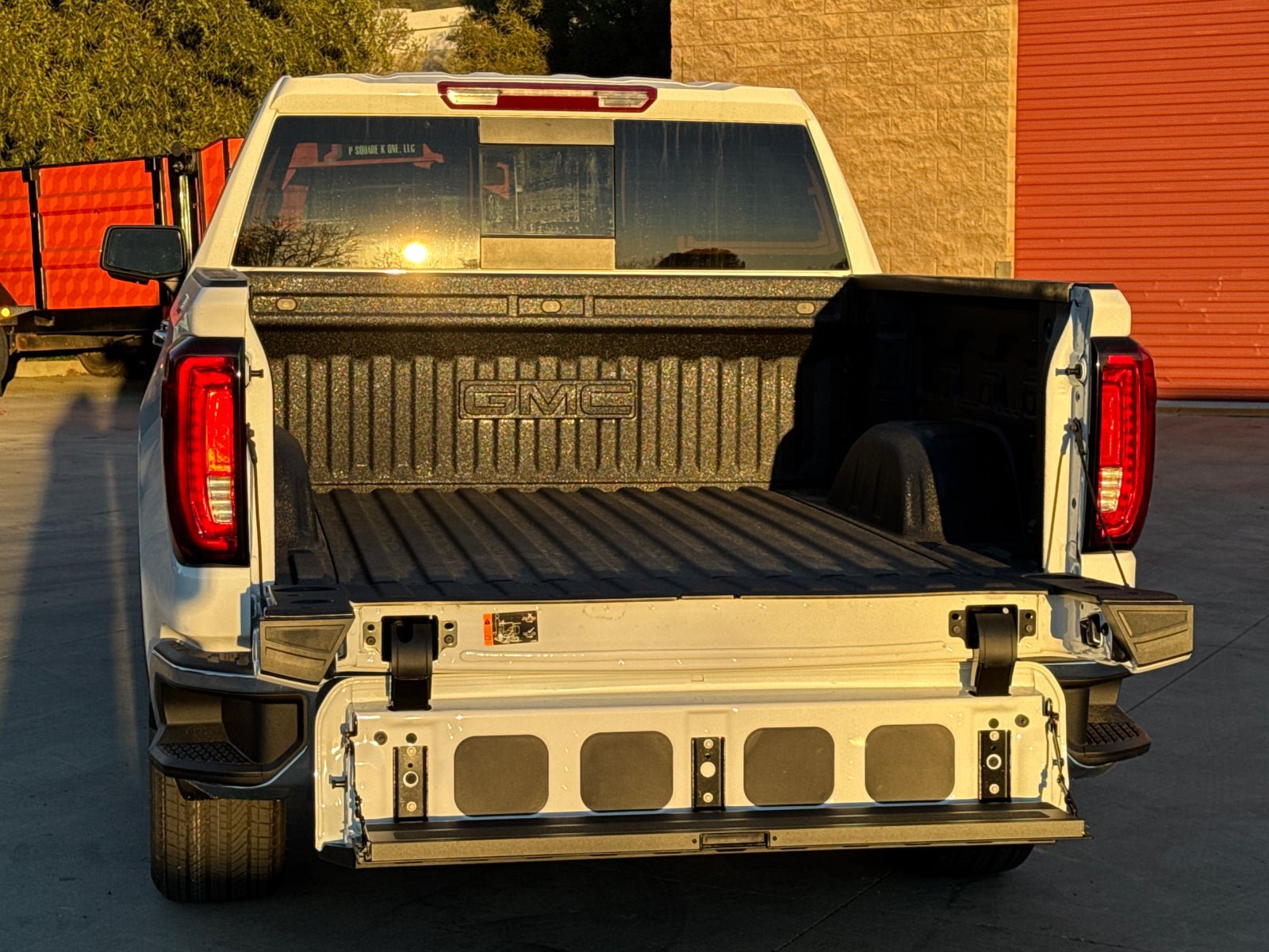 Used 2026 GMC Sierra 1500 SLT w/ SLT Premium Plus Package AWD/4WD image 9