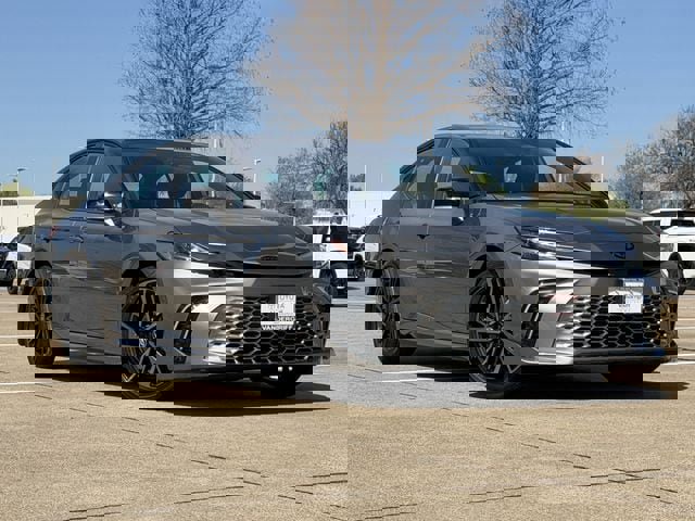 Used 2025 Toyota Camry XSE w/ Premium Package image 2