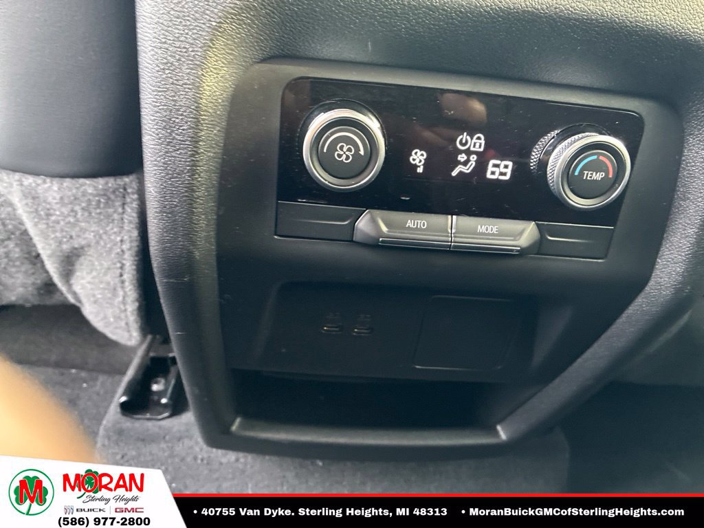 Used 2026 Buick Enclave Sport Touring FWD image 26