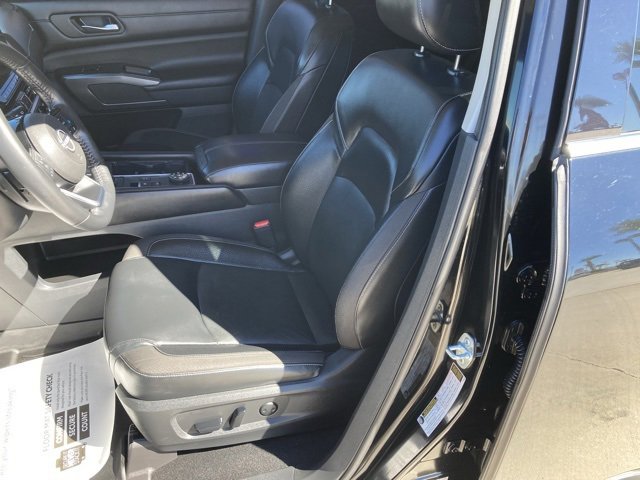 Used 2022 Nissan Pathfinder SL image 31