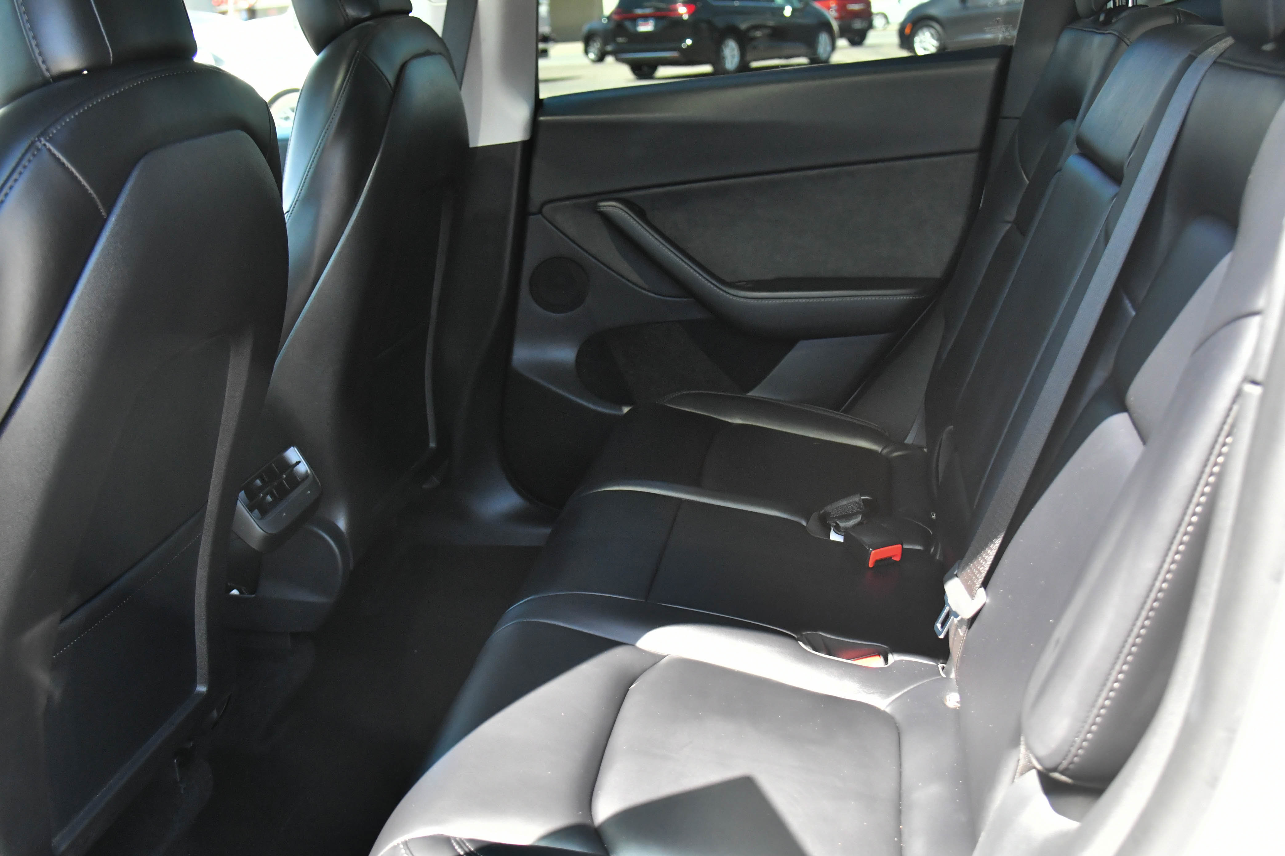 Used 2023 Tesla Model Y Long Range AWD/4WD image 34