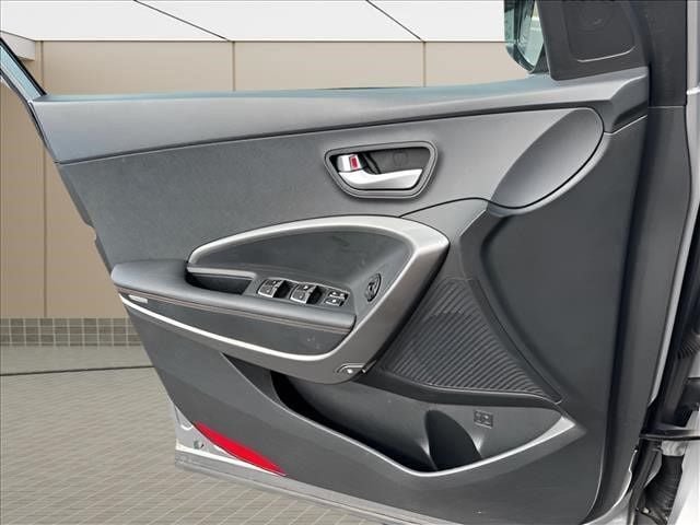 Used 2014 Hyundai Santa Fe Limited FWD image 18