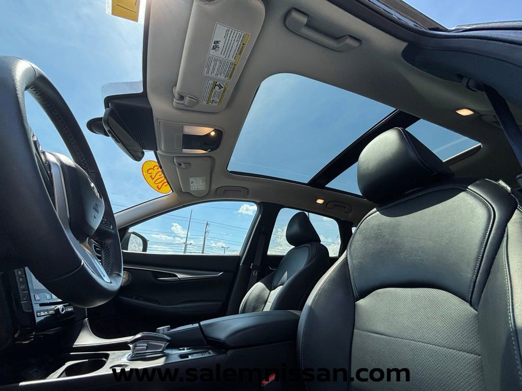 Used 2023 INFINITI QX50 Luxe AWD/4WD image 11