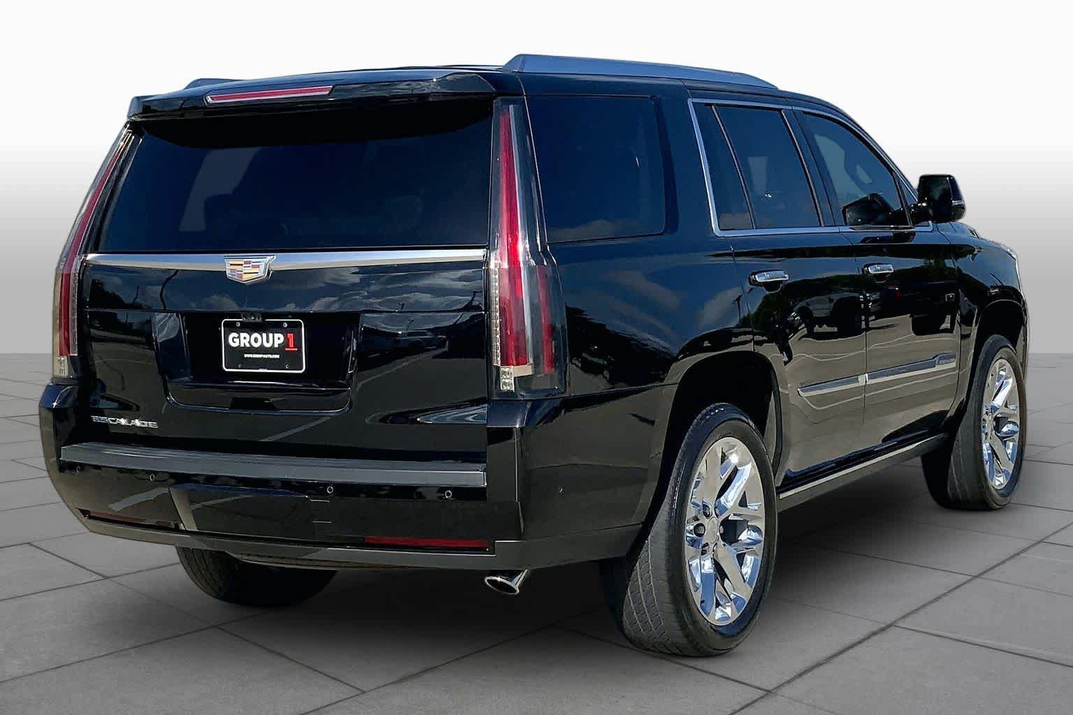 Certified 2019 Cadillac Escalade Premium Luxury RWD image 13