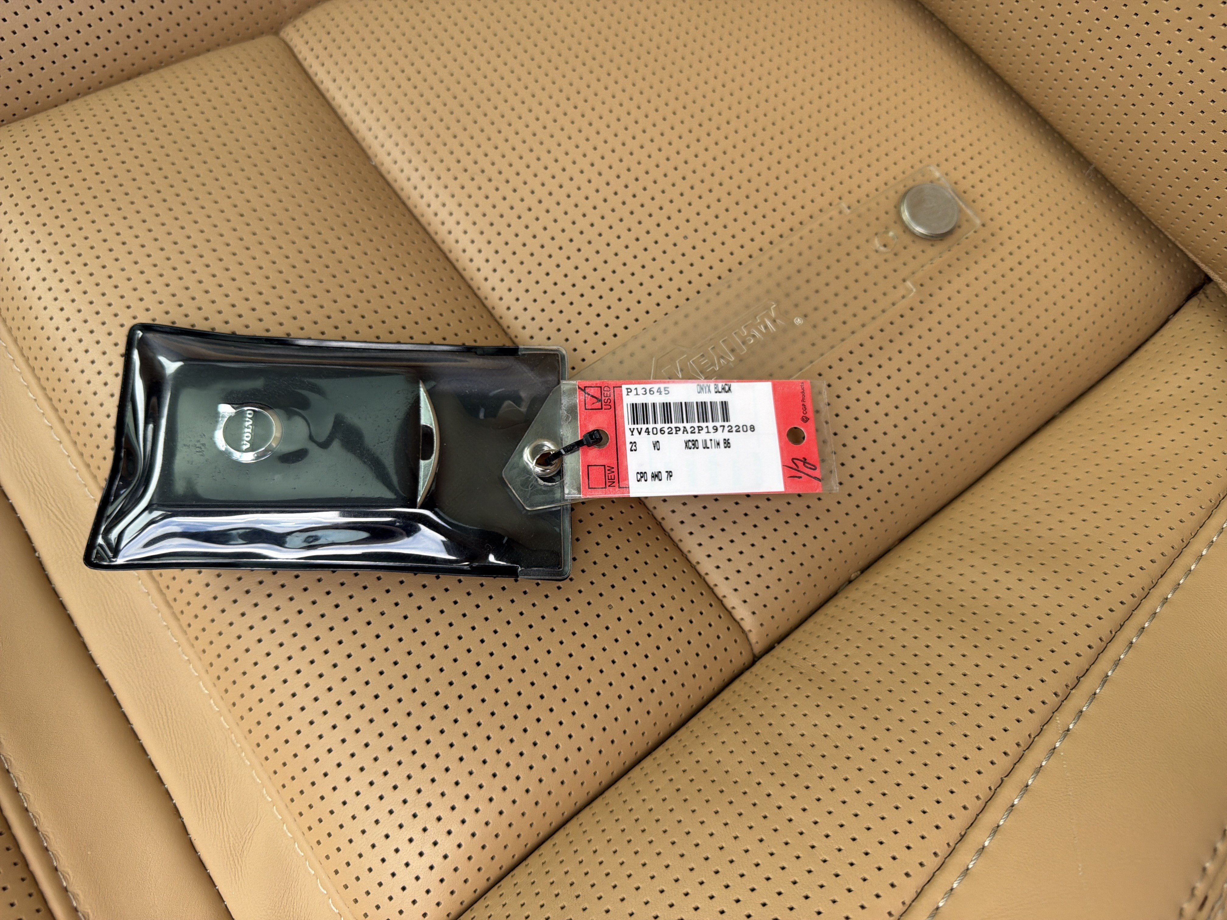 Certified 2023 Volvo XC90 B6 Ultimate w/ Lounge Package AWD/4WD image 38