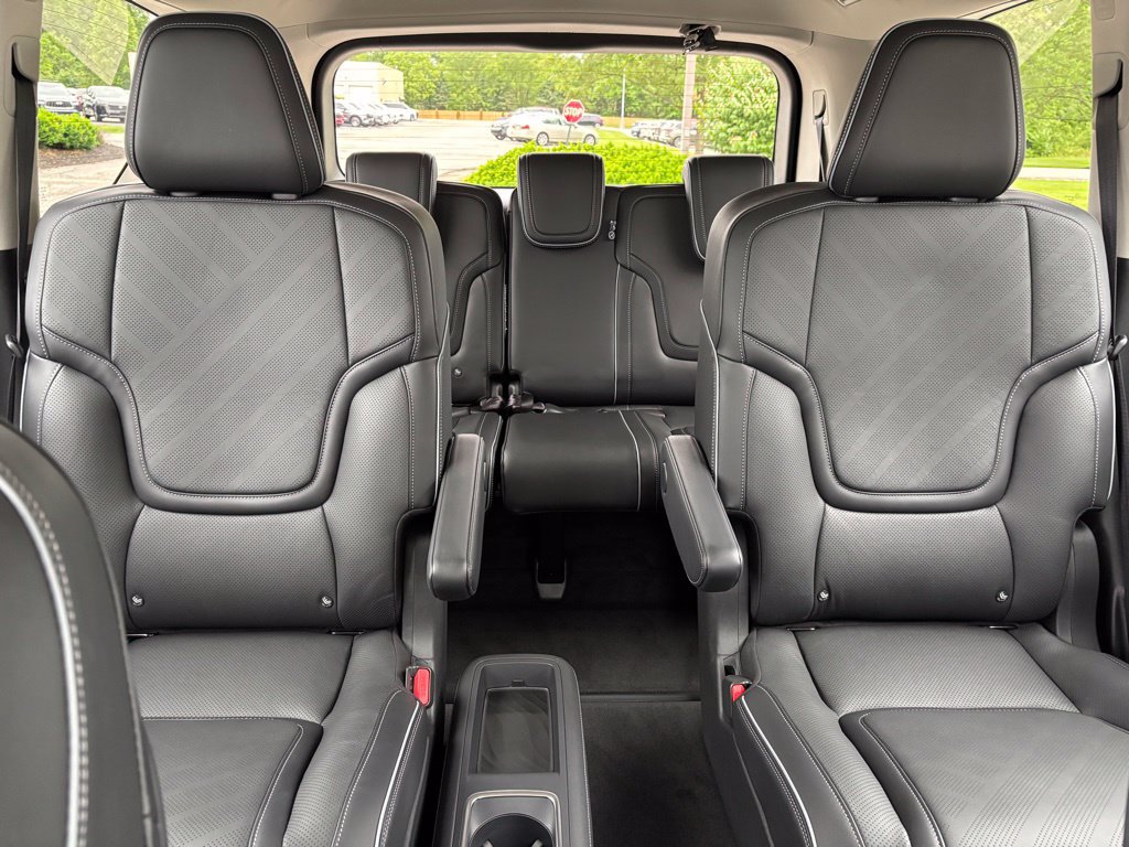 Used 2025 INFINITI QX80 Luxe AWD/4WD image 27