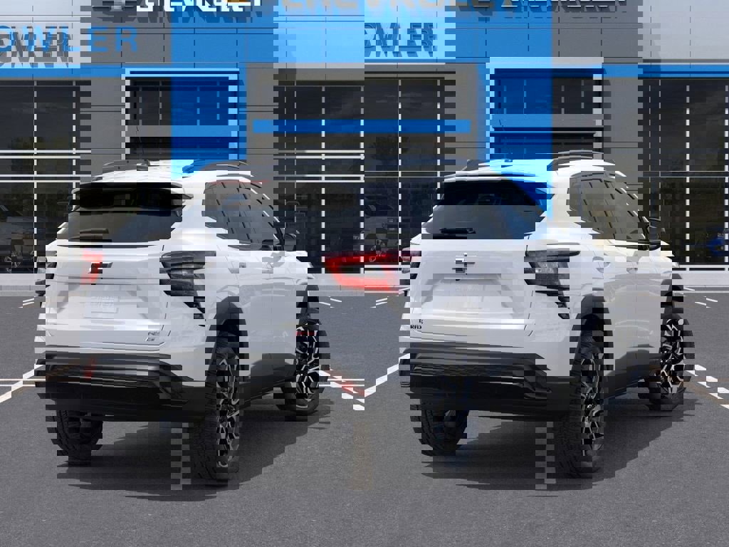 New 2026 Chevrolet Trax RS w/ Sunroof Package image 4