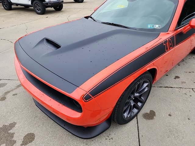 Used 2023 Dodge Challenger R/T w/ T/A Package image 13