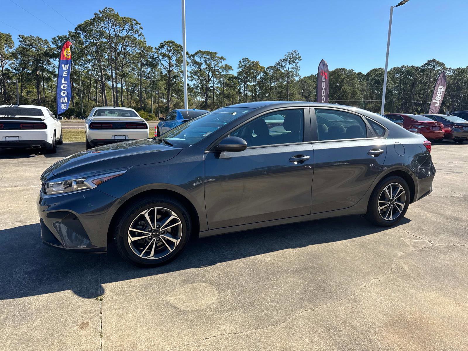 Used 2024 Kia Forte LXS image 7