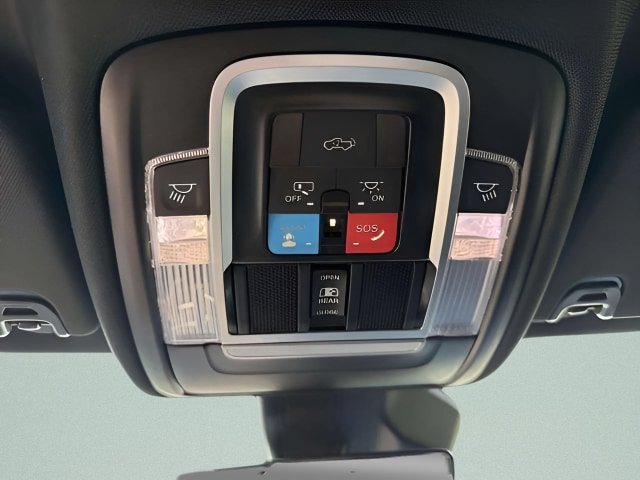 Used 2025 RAM 1500 Big Horn AWD/4WD image 35