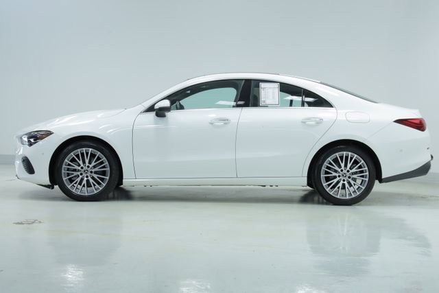 Used 2025 Mercedes-Benz CLA 250 image 4
