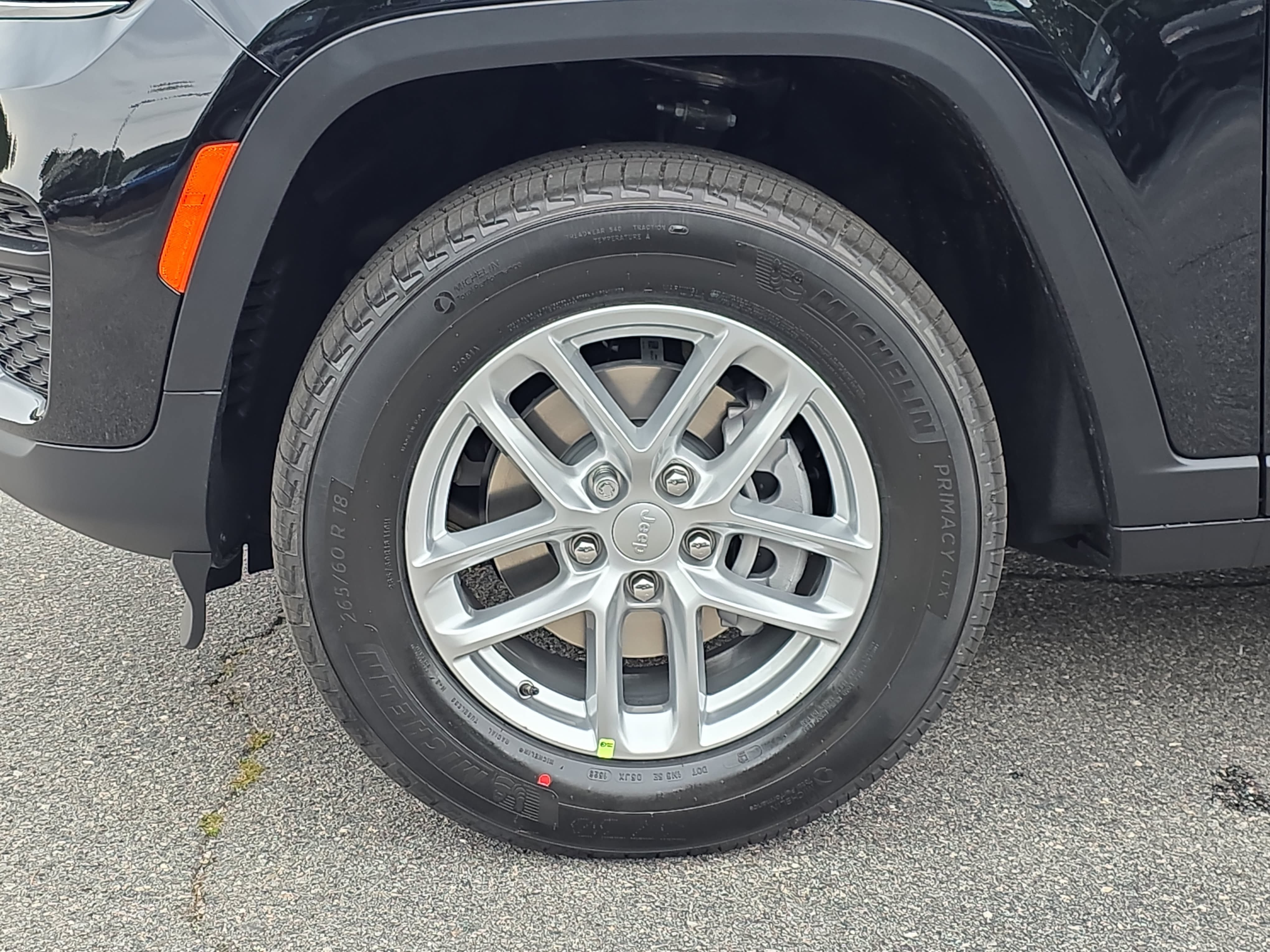 New 2026 Jeep Grand Cherokee Laredo X AWD/4WD image 29