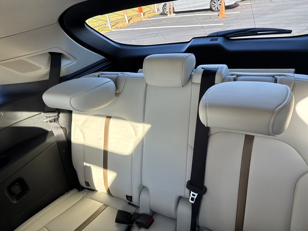 New 2026 MAZDA CX-90 3.3 Turbo w/ Premium Plus Pkg image 17