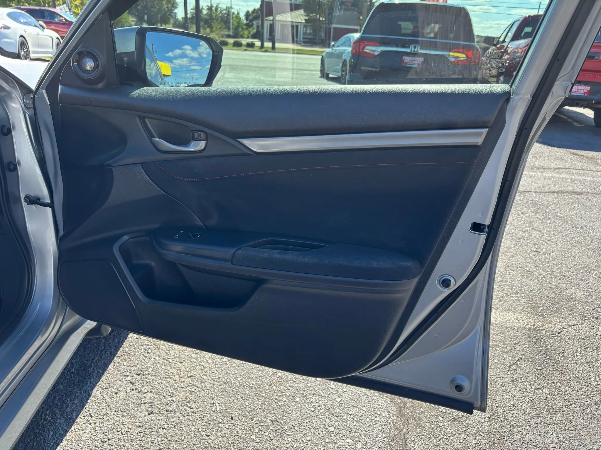 Used 2018 Honda Civic Si image 17