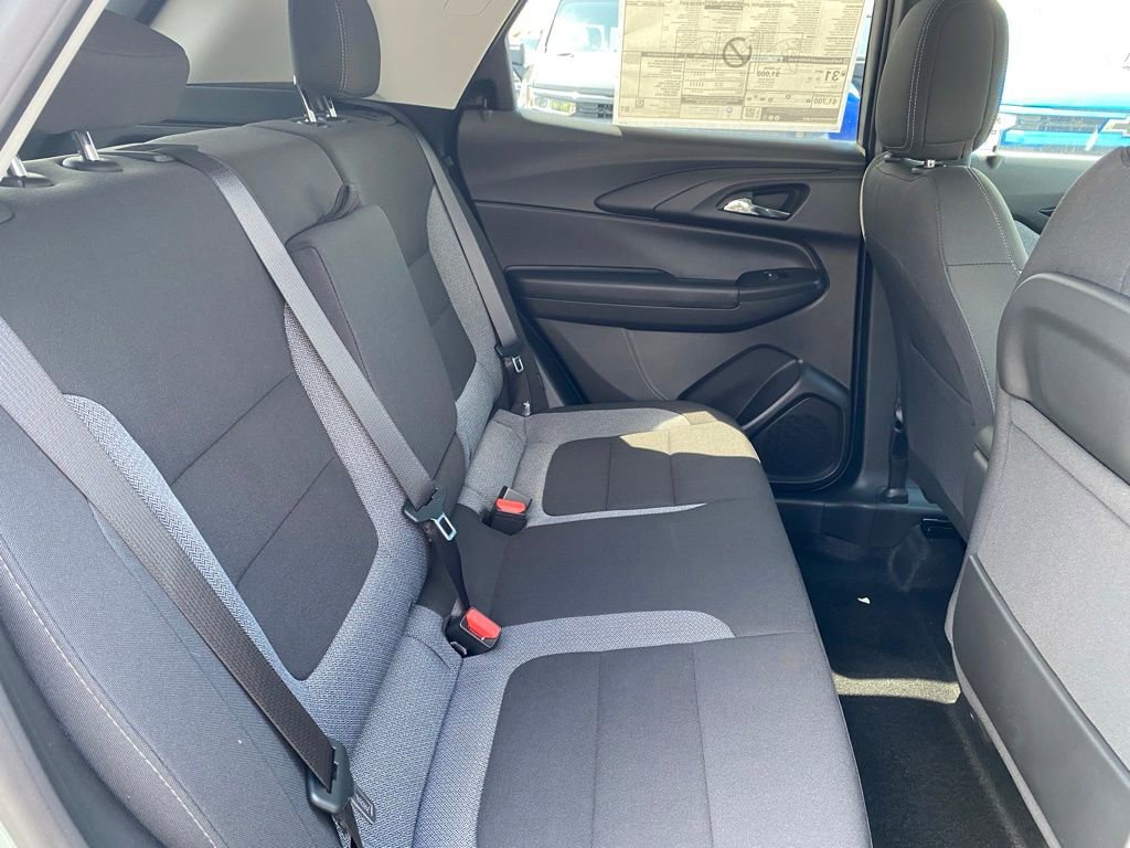 New 2025 Chevrolet TrailBlazer LT w/ Convenience Package FWD image 20