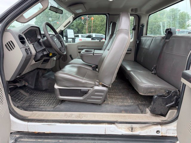 Used 2010 Ford F250 XL RWD image 14