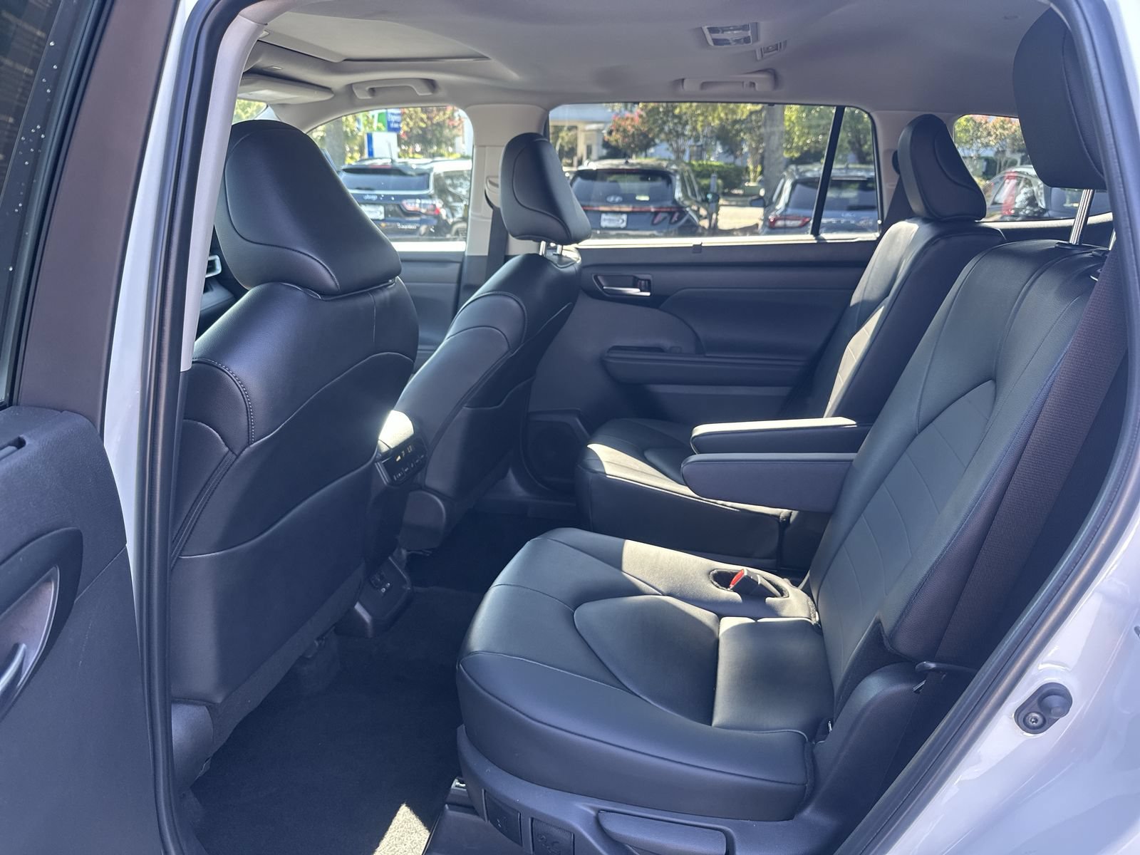 Used 2026 Toyota Highlander XLE AWD/4WD image 31