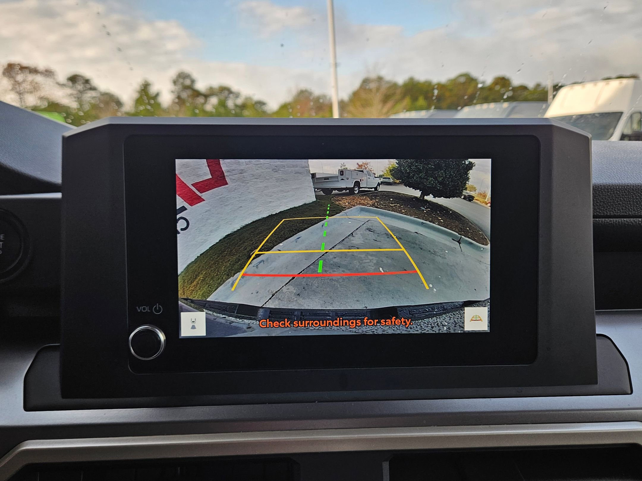 Used 2024 Toyota Tacoma SR5 image 33