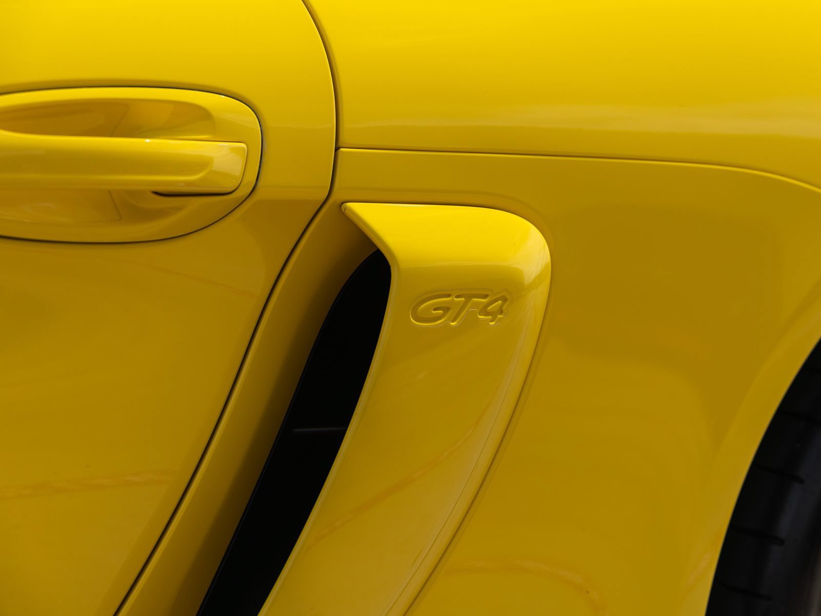 Used 2016 Porsche Cayman GT4 RWD image 20