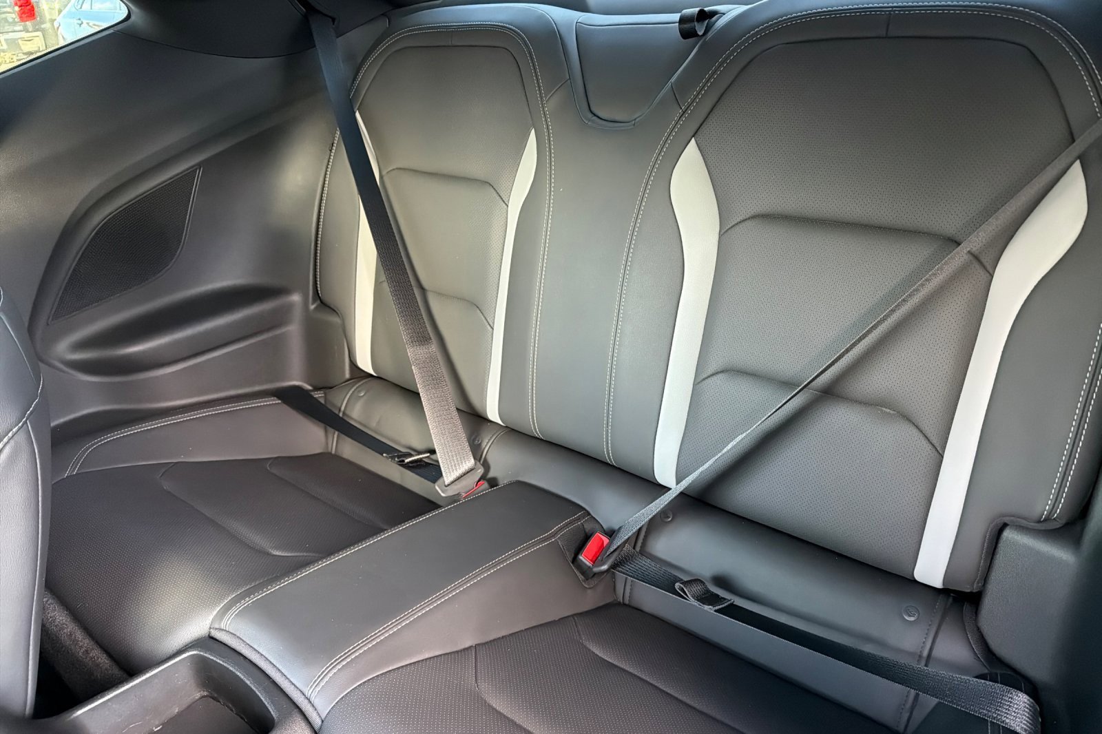 Used 2022 Chevrolet Camaro SS RWD image 9