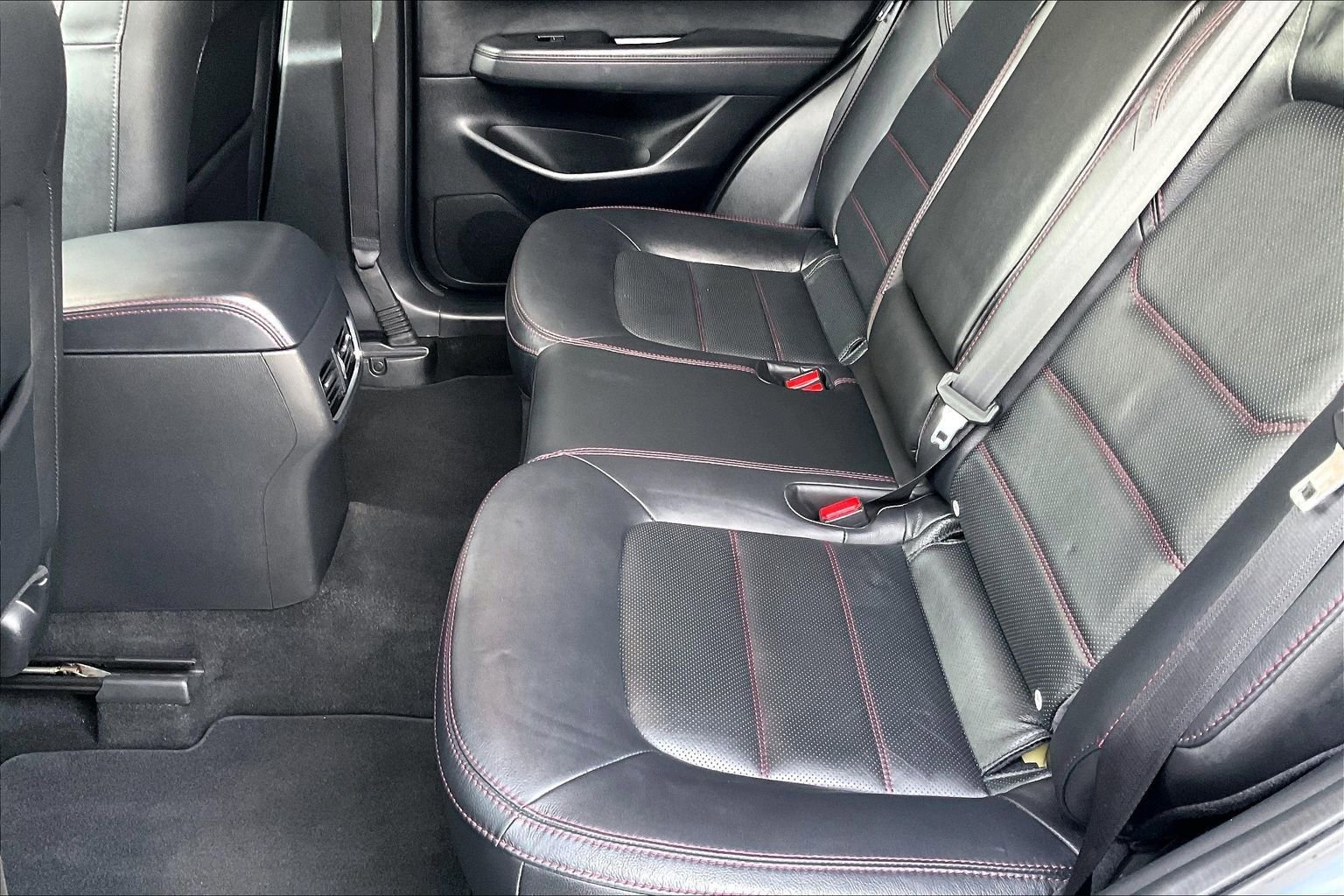 Used 2023 MAZDA CX-5 Carbon Edition image 17