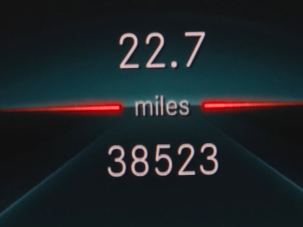 Used 2022 Mercedes-Benz CLA 250 4MATIC image 37