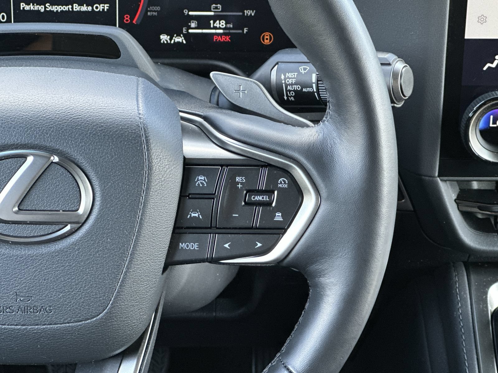 Used 2024 Lexus GX 550 w/ Cold Area Package AWD/4WD image 21