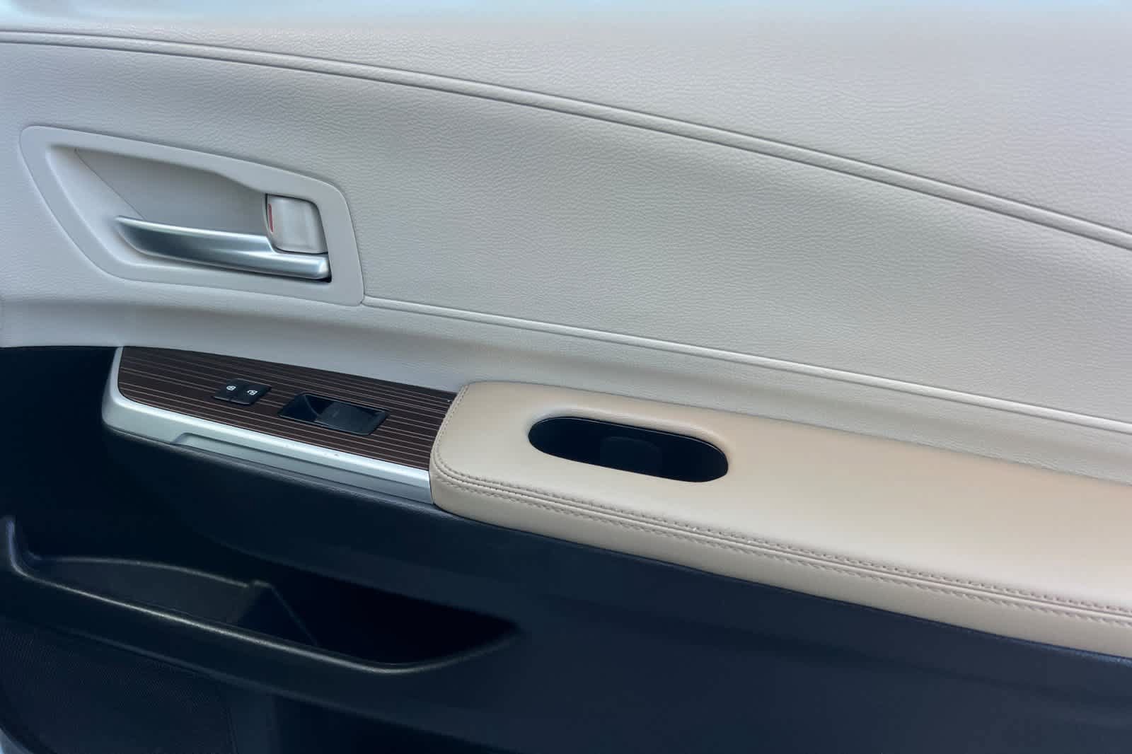 Certified 2022 Toyota Sienna XLE FWD image 20