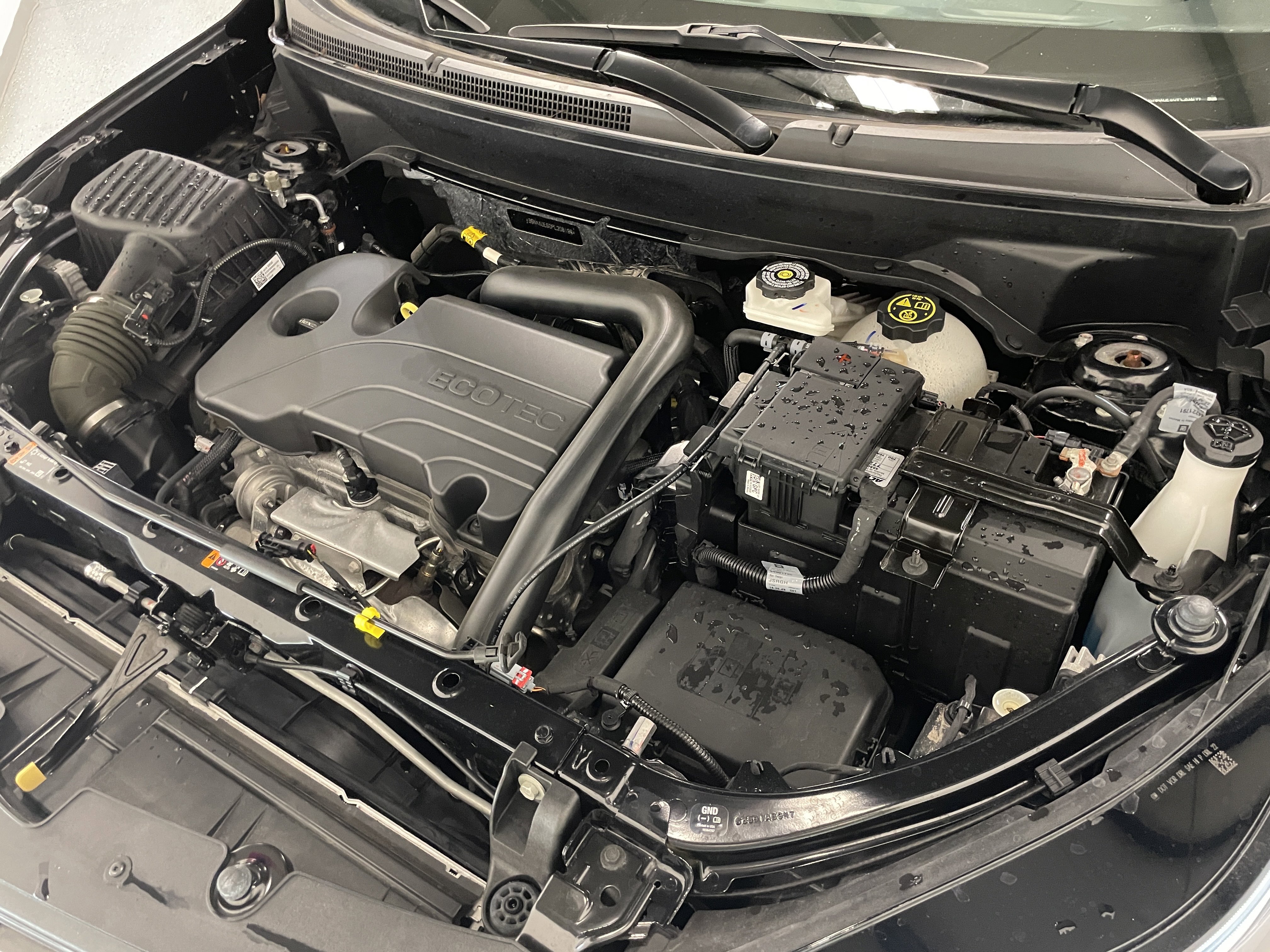 Used 2023 Chevrolet Equinox LT image 33