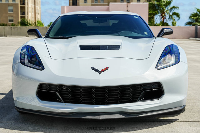 Used 2018 Chevrolet Corvette Stingray Coupe w/ 1LT RWD image 20