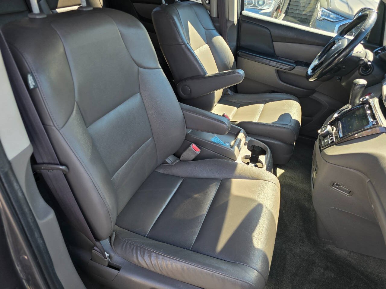 Used 2016 Honda Odyssey Touring image 39