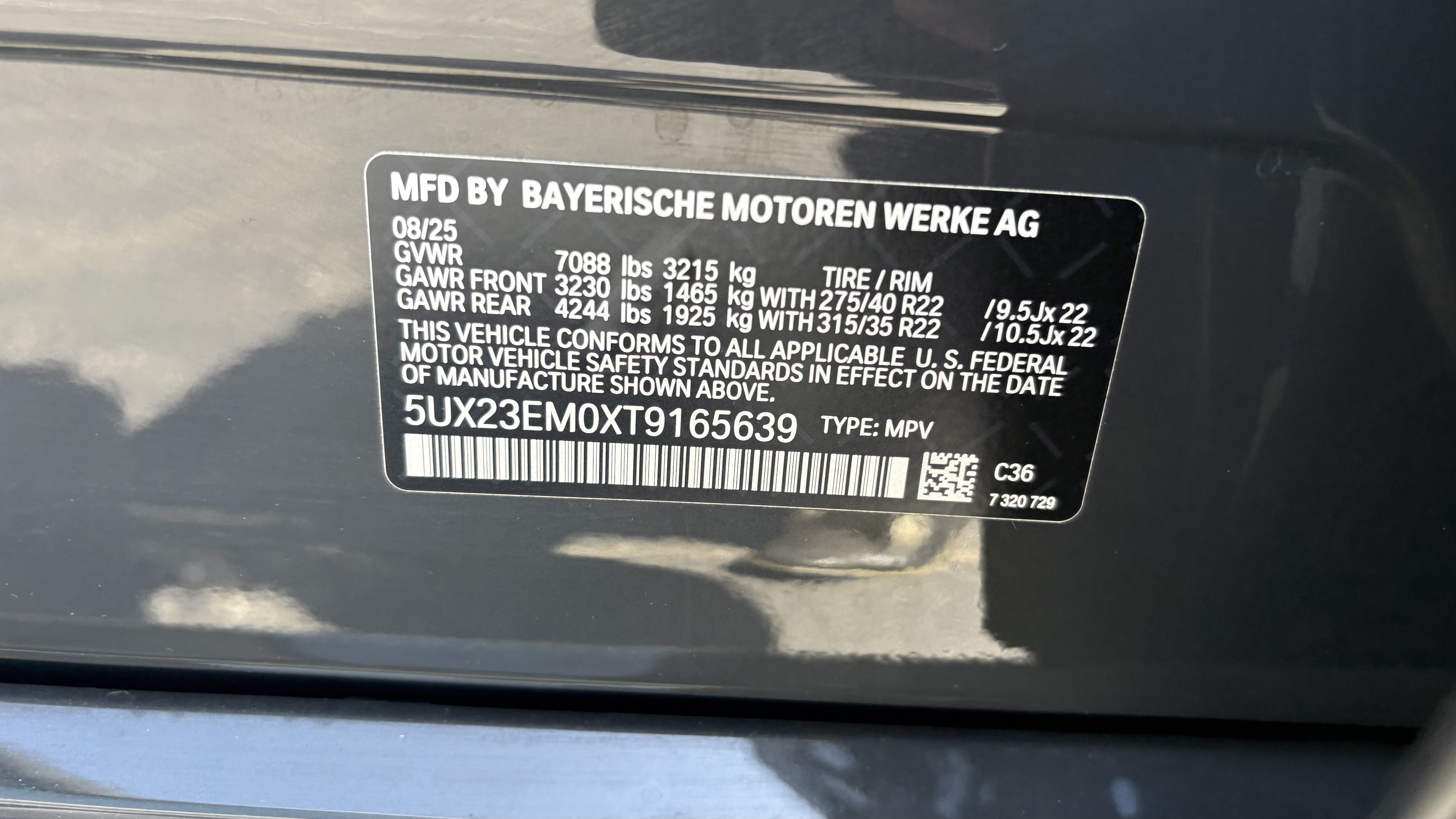 Used 2026 BMW X7 xDrive40i w/ M Sport Package AWD/4WD image 35