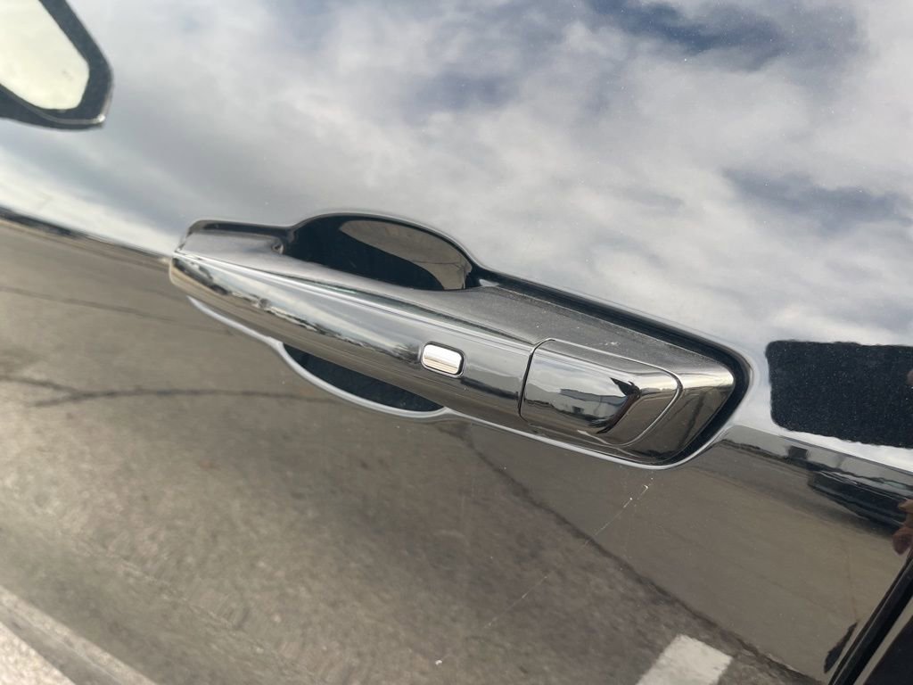 New 2025 Chevrolet Blazer EV RS image 11