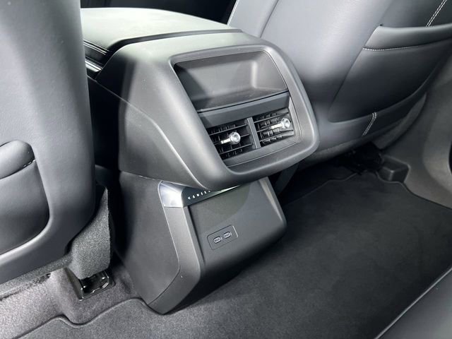 Certified 2024 Cadillac Lyriq Tech image 22
