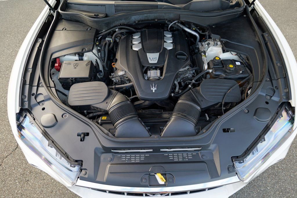 Used 2019 Maserati Levante Base image 58