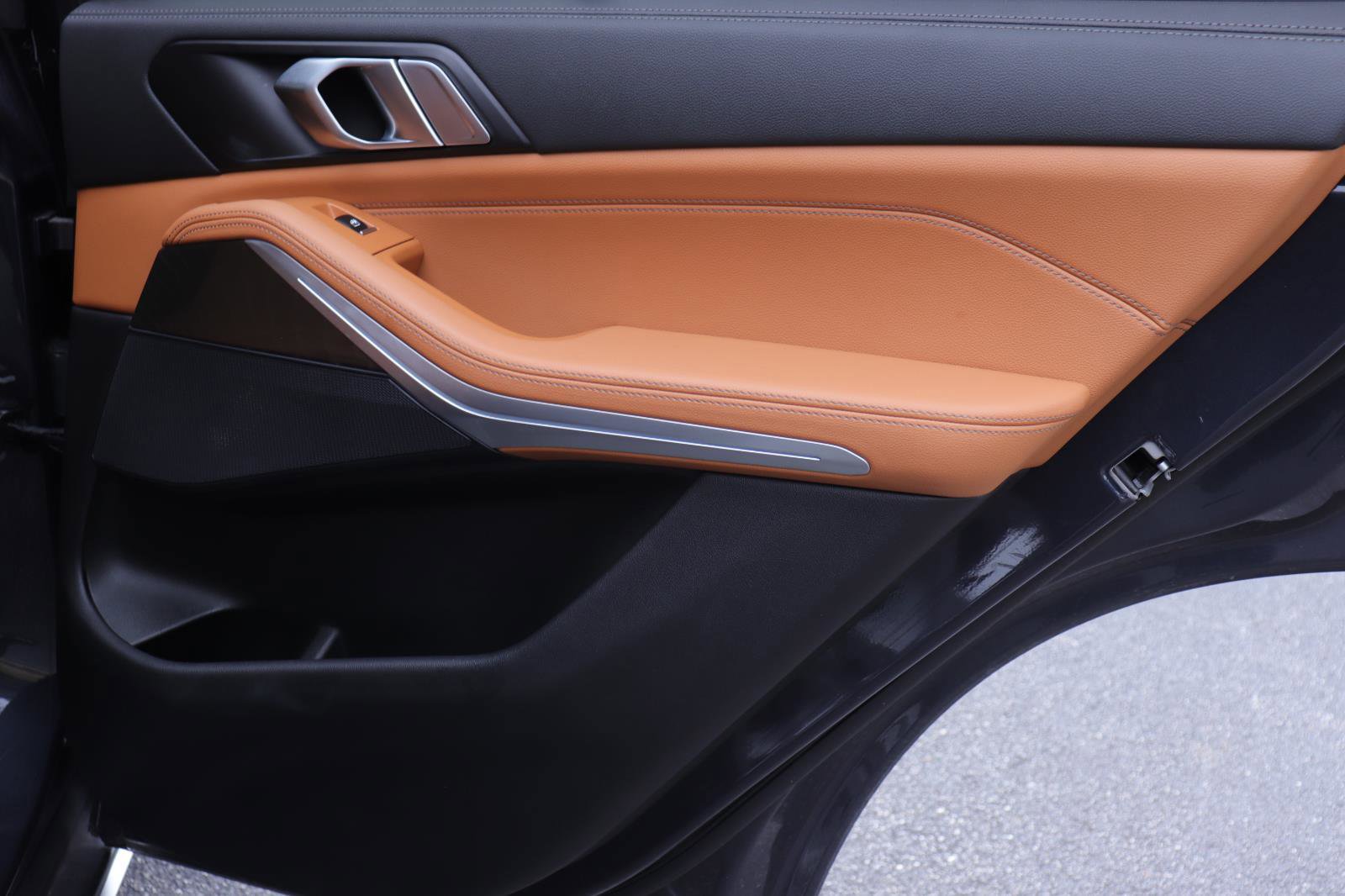 Used 2022 BMW X5 sDrive40i w/ Executive Package image 21