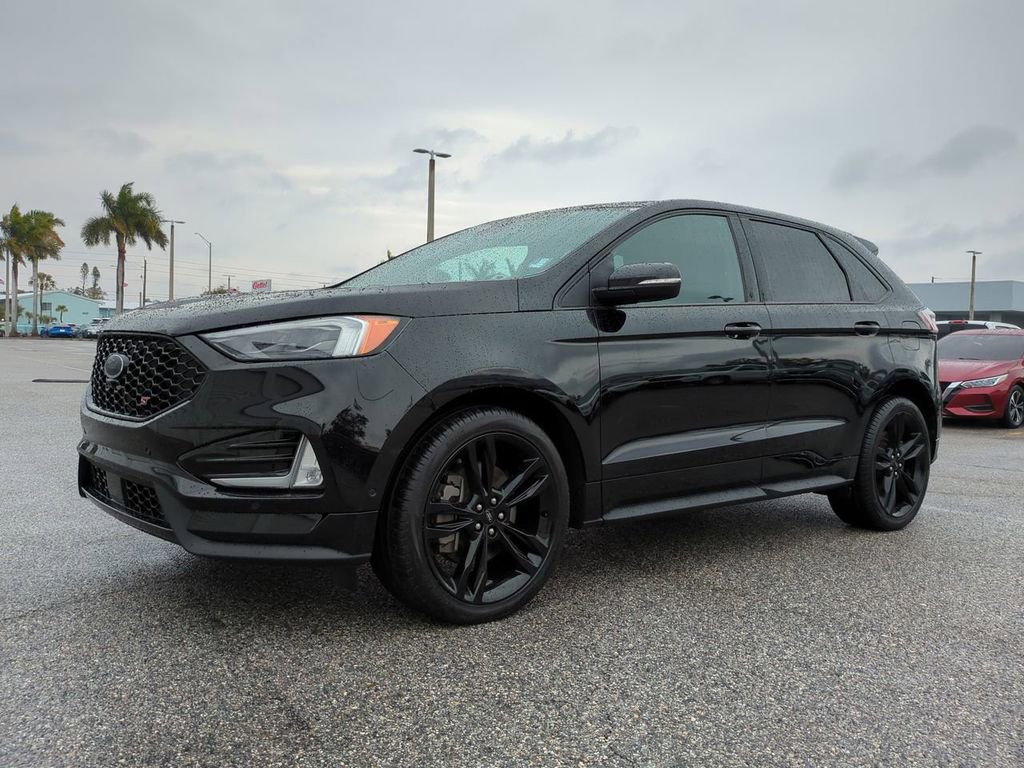 Used 2022 Ford Edge ST w/ Equipment Group 401A image 2