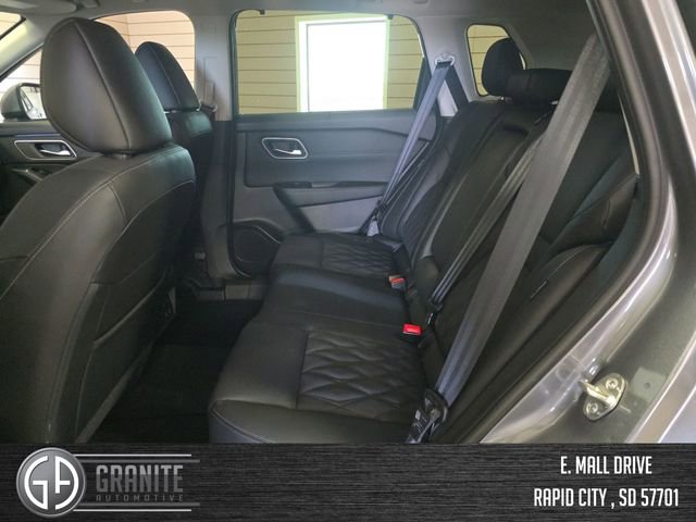 New 2026 Nissan Rogue Platinum w/ Platinum Premium Package AWD/4WD image 10